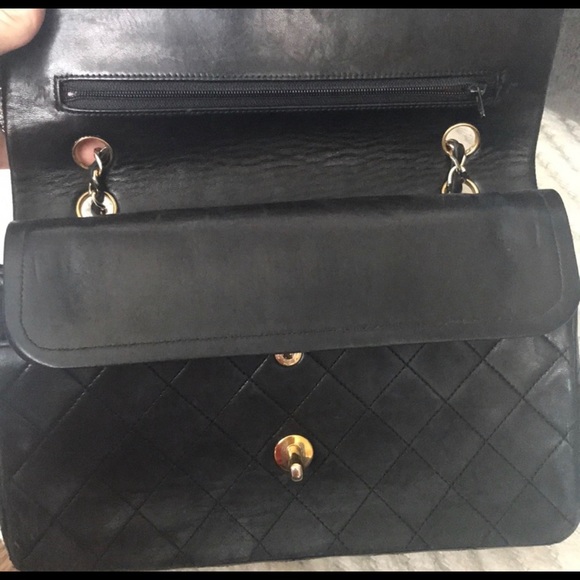 Authentic Chanel flap bag vintage - Picture 10 of 14